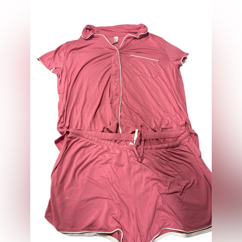 Auden Rose Short-Sleeve Pajama Set with Contrast Piping